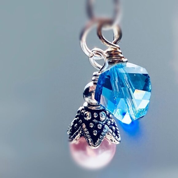 ❤️ Austrian Pink Pearl & Swiss Cut Glass Earrings - Picture 3 of 6